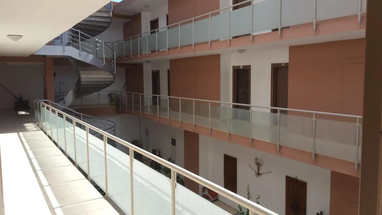 Haciely Thermal Otel 代尼兹利 民宿