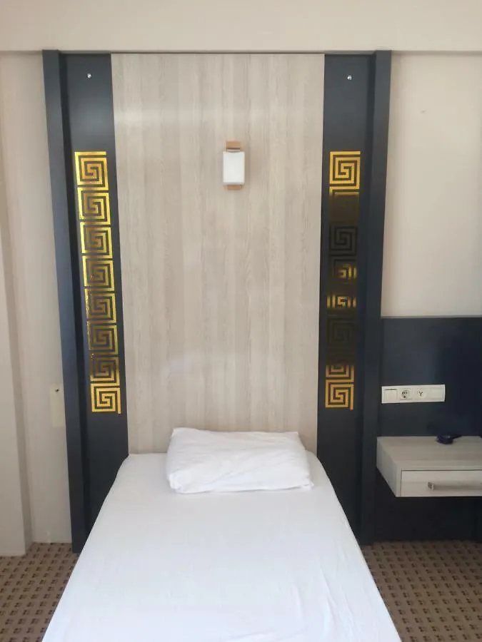 Haciely Thermal Otel 代尼兹利 民宿